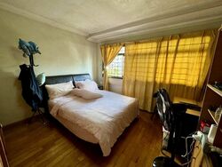 Blk 579 Hougang Avenue 4 (Hougang), HDB Executive #467567701